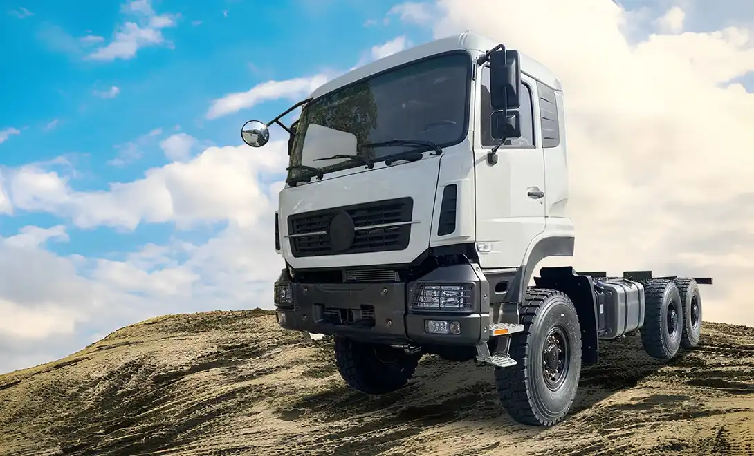 Heavy-duty six-wheel drive truck powertrain Heavy-duty six-wheel drive truck powertrain