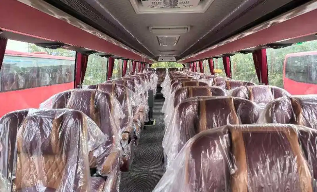 57 seat VIP touring bus 57 seat VIP touring bus